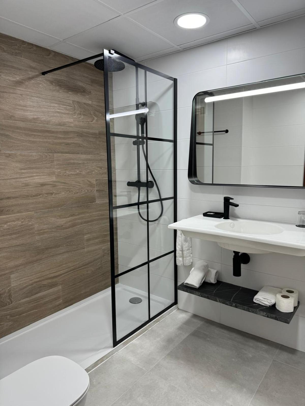 Eh - Apartamentos Heroismo Zaragoza Bagian luar foto