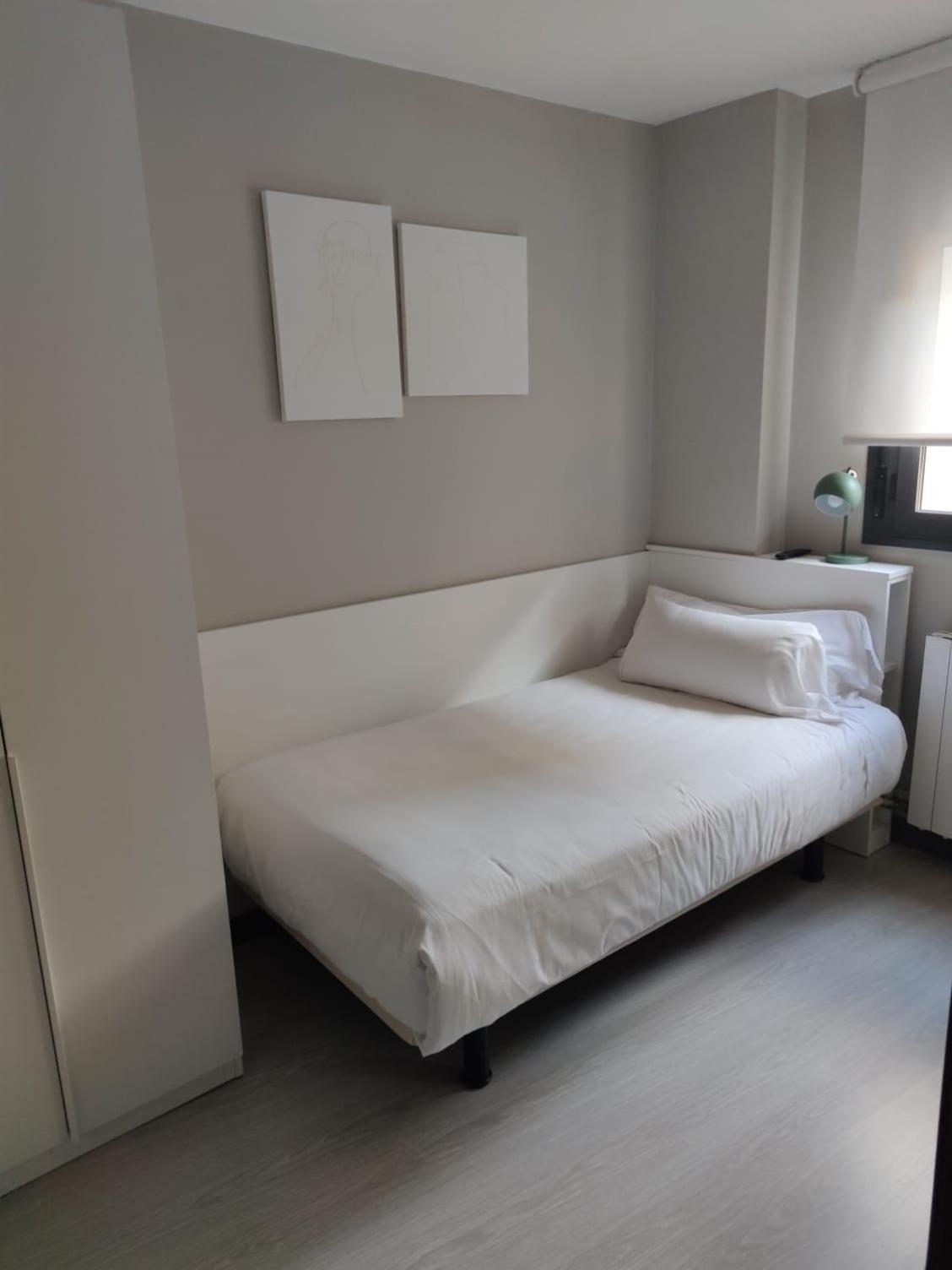 Eh - Apartamentos Heroismo Zaragoza Bagian luar foto
